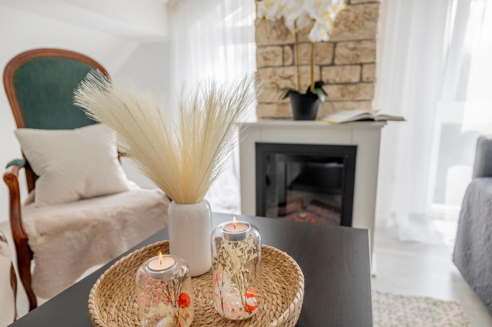 Design Maisonette - 24H Self-Check-In - Bis 7 Pers - In Direkter Weihernaehe - Parkplatz - Wifi - Balkon -Terrasse - Radwege Schiffweiler ภายนอก รูปภาพ